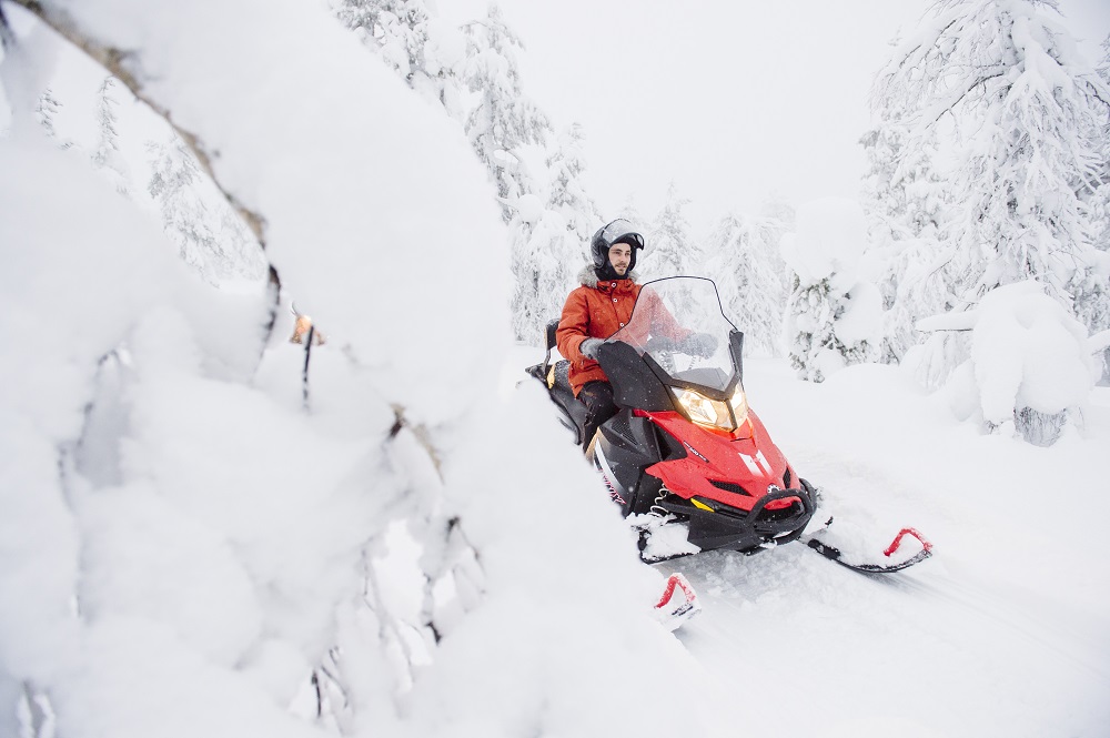Snowmobile, Finland; Credits : Juho Kuva