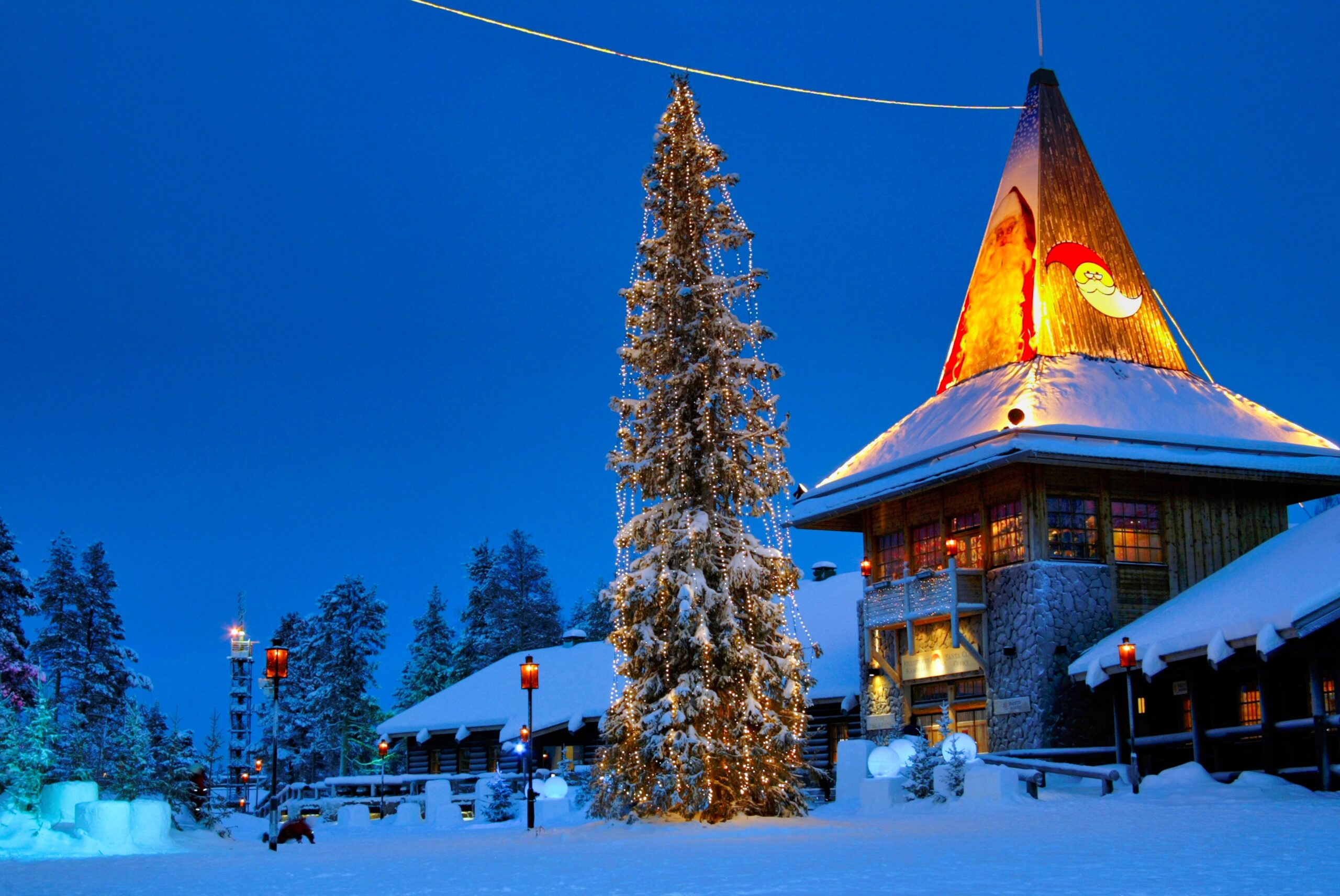 Santa Claus Village in Rovaniemi, Lappland, Polarkreis, Finnland, Europa Picture Credit: pwmotion